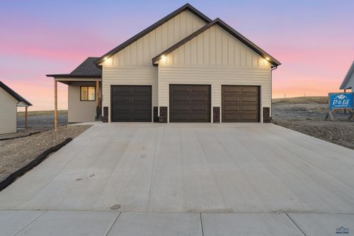 4852 Papillon Dr, Rapid City, SD, 57703-8578 | Card Image