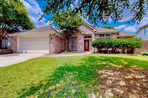 2105 Perry Dr, Mansfield, TX, 76063-5183 | Card Image