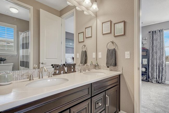 27625 E Moraine Dr, House other with 5 bedrooms, 5 bathrooms and 3 parking in Aurora CO | Image 25