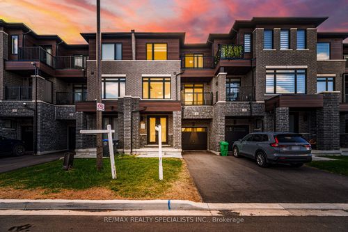 26 Haydrop Rd, Brampton, ON, L6P4P3 | Card Image