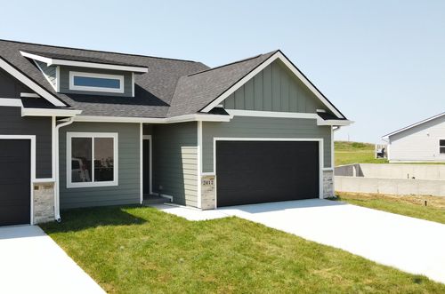 2412 Ne 6th St, Grimes, IA, 50111-2126 | Card Image