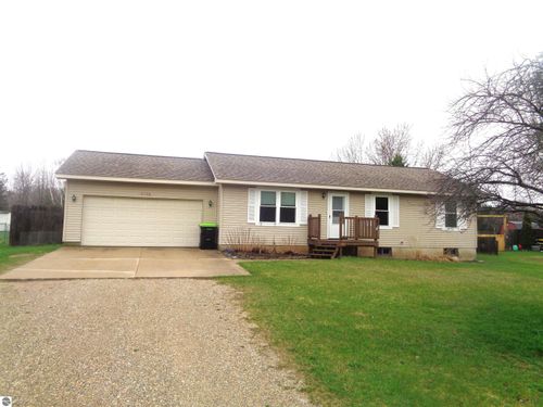 2108 S Sara Drive, Lake City, MI, 49651 | Card Image