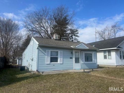 513 S 26th St, South Bend, IN, 46615-2201 | Card Image