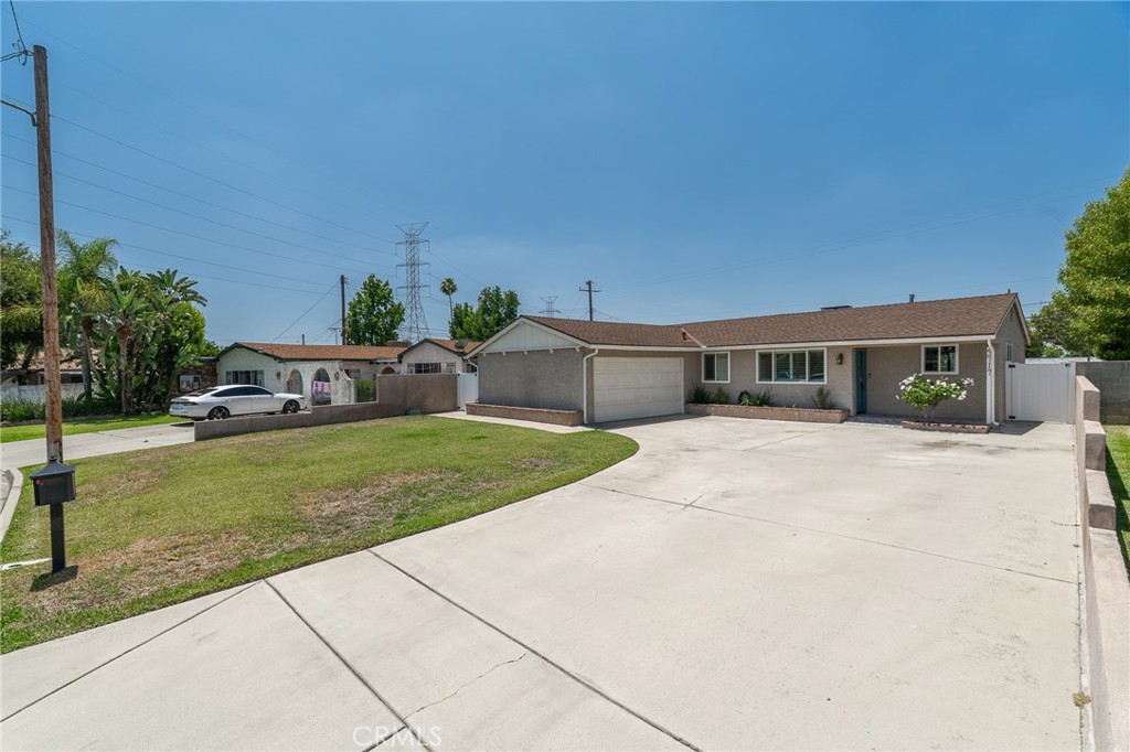 Residential in Azusa 3