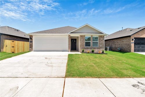 600 S Neon Ave, Fayetteville, AR, 72704 | Card Image