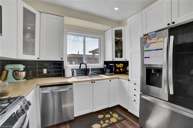 6 Frederick Ave, House other with 3 bedrooms, 2 bathrooms and 2 parking in Hamilton ON | Image 14