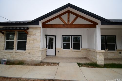 1-5961 Prairie Rd, Von Ormy, TX, 78073-4980 | Card Image