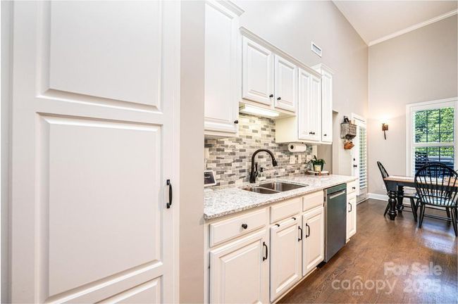 1083 Fox Chase Dr, House other with 3 bedrooms, 3 bathrooms and null parking in Newton NC | Image 15