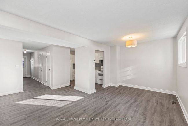 823 Datzell Lane, Condo with 3 bedrooms, 2 bathrooms and 1 parking in Kingston ON | Image 6