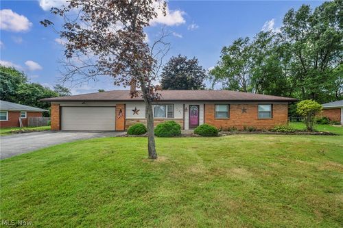 9186 Shepard Rd, Macedonia, OH, 44056-1468 | Card Image