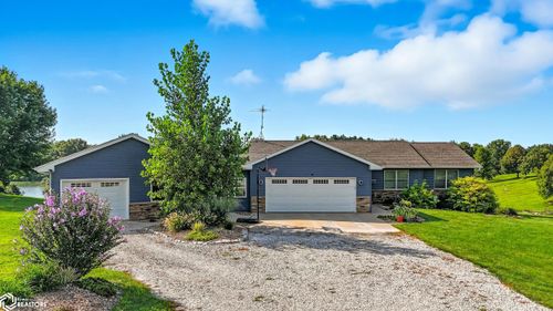 3327 Terrace Lake Rd, Crawfordsville, IA, 52621-9068 | Card Image