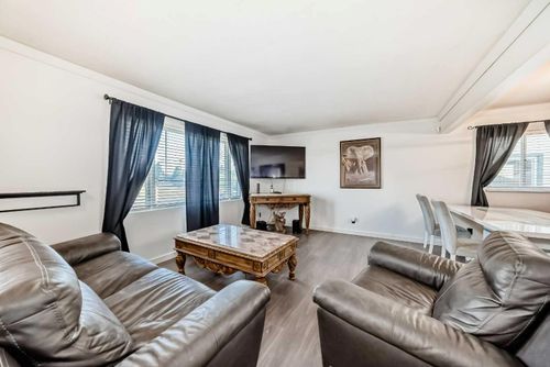 4117 45 St, Red Deer, AB, T4N1J9 | Card Image