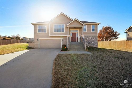 2713 Blaine Court, Junction City, KS, 66441 | Card Image