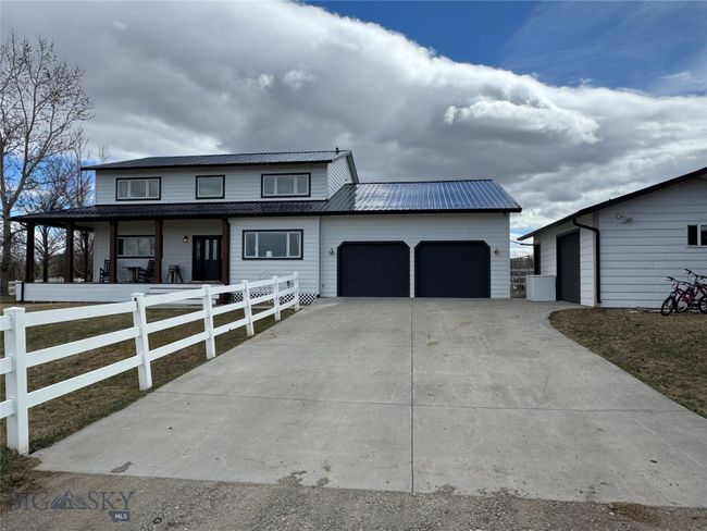 23 Indian Rings Rd, House other with 4 bedrooms, 3 bathrooms and null parking in Big Timber MT | Image 5