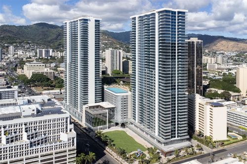3102-1515 Liona St, Honolulu, HI, 96814-2442 | Card Image