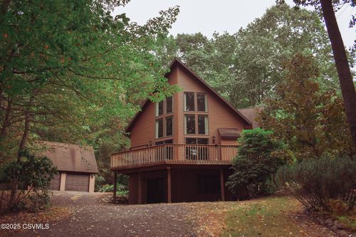 572 Airport Rd, Ashland, PA, 17921-9125 | Card Image