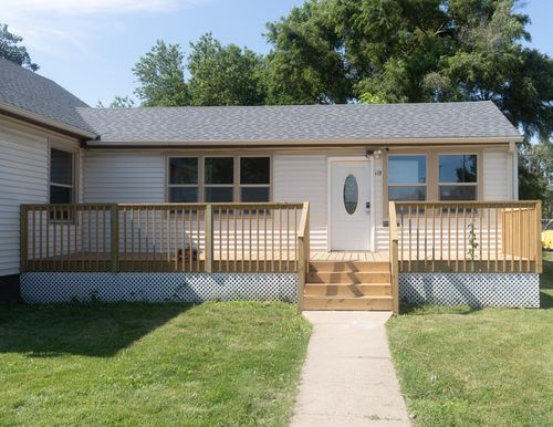 119 E 19th St, South Sioux City, NE, 68776-2714 | Card Image