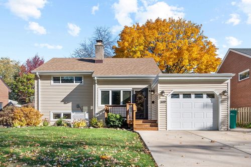 349 S Edgewood Ave, Lombard, IL, 60148-2817 | Card Image