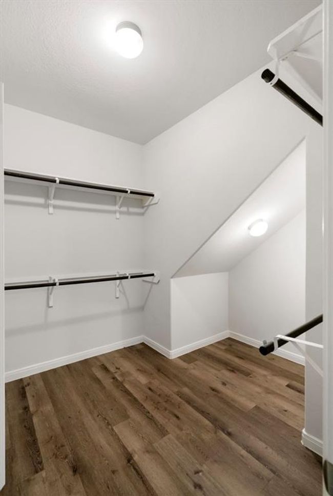 primary room closet | Image 12