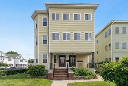 847-849 Fellsway, Medford, MA, 02155-4951 | Card Image
