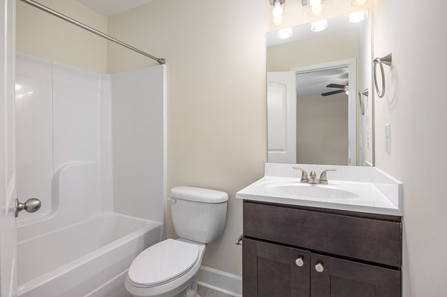 8222 Lenox Creekside Dr, Townhouse with 3 bedrooms, 4 bathrooms and 2 parking in Antioch TN | Image 28