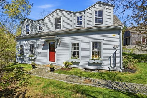 303 Beechwood St, Cohasset, MA, 02025-1521 | Card Image