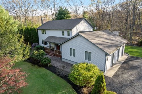 10 Oak Hill Rd, Hope, RI, 02831-1419 | Card Image
