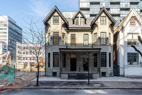 54 Stewart St, Toronto, ON, M5V1H6 | Card Image