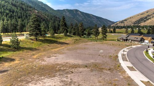 811 Anglers Bend Way, Missoula, MT, 59802-5610 | Card Image