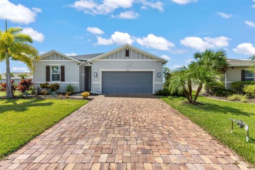 7434 35th Ln E, SARASOTA, FL, 34243-3382 | Card Image