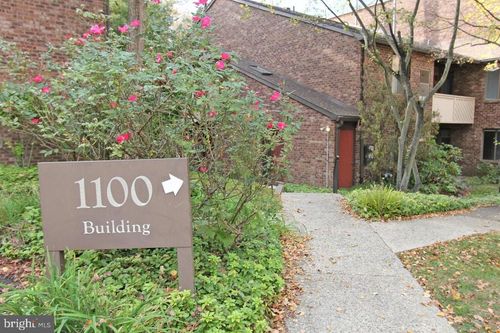 1102-1102 Mountainview Dr, Chesterbrook, PA, 19087-5540 | Card Image