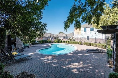 5107 Chesterfield Pl, Arlington, TX, 76017-4928 | Card Image