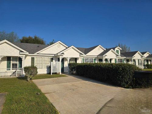 307 Loveland Cir, Pensacola, FL, 32526-5017 | Card Image