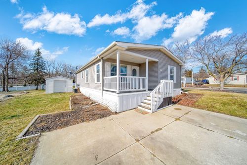 1 Yukon River Ct, Adrian, MI, 49221-8792 | Card Image
