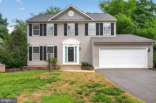 10545 Winged Elm Cir, MANASSAS, VA, 20110-2715 | Card Image