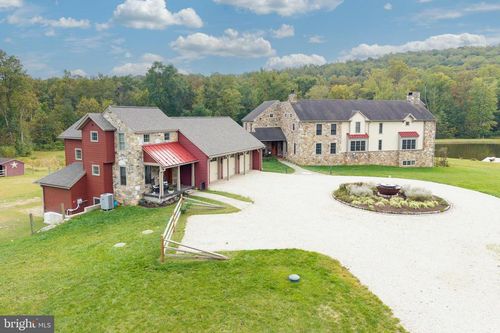 2230 Creek Rd, GLENMOORE, PA, 19343-1514 | Card Image