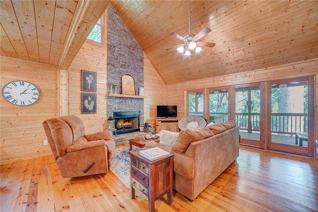 46 Floral Ct, House other with 2 bedrooms, 2 bathrooms and null parking in Ellijay GA | Image 6