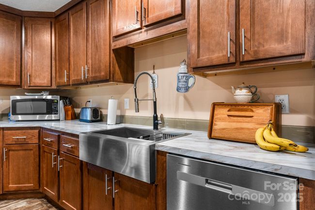 200 Vista Pointe Dr, House other with 4 bedrooms, 3 bathrooms and null parking in Stony Point NC | Image 9