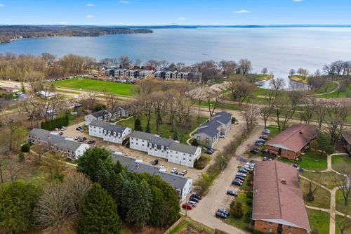 3-2140 Allen Boulevard, Middleton, WI, 53562 | Card Image