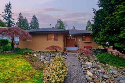 630 Sydney Ave, Coquitlam, BC, V3K3K2 | Card Image