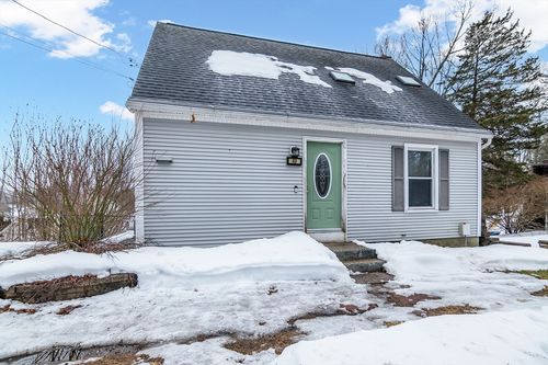 40 Berkshire Ave, Southwick, MA, 01077-9648 | Card Image