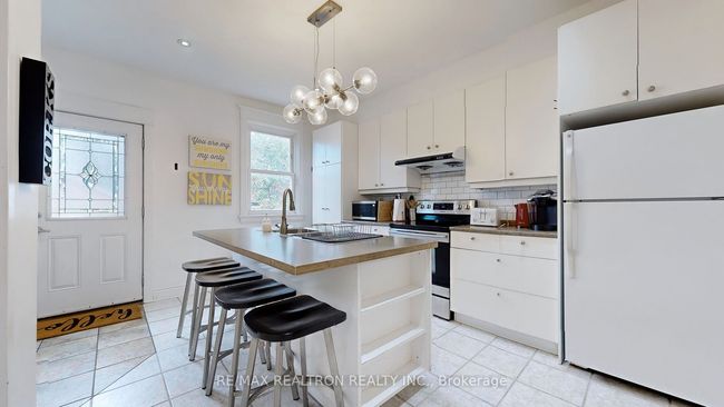 12 Lark St, House attached with 4 bedrooms, 3 bathrooms and 1 parking in Toronto ON | Image 12