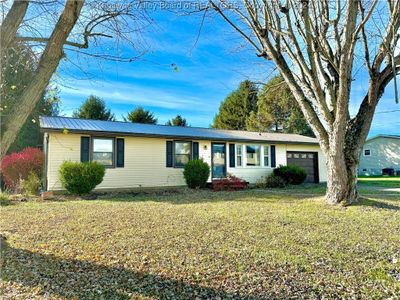 144 Aberdene Lane, House other with 3 bedrooms, 2 bathrooms and null parking in Point Pleasant WV | Image 1