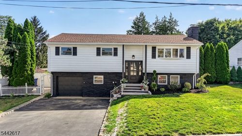 3 Obrien Ave, South River, NJ, 08882-2543 | Card Image