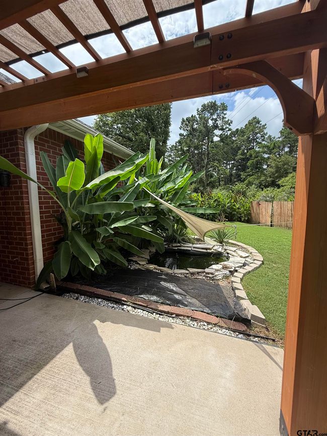 3204 Pebblebrook Cir, House other with 3 bedrooms, 2 bathrooms and null parking in Tyler TX | Image 15