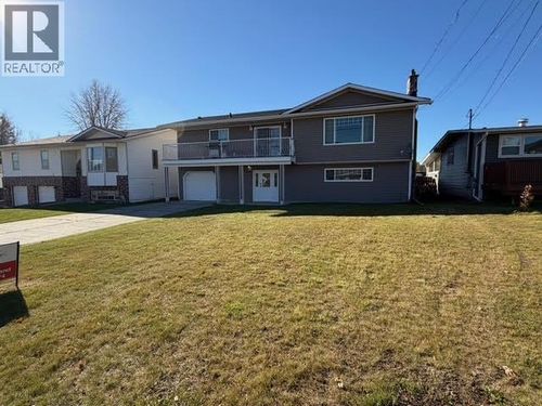 519 Babine Dr, Mackenzie, BC, V0J2C0 | Card Image