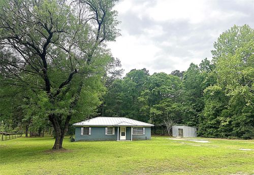 560 Beverly Dr, Shepherd, TX, 77371-2032 | Card Image