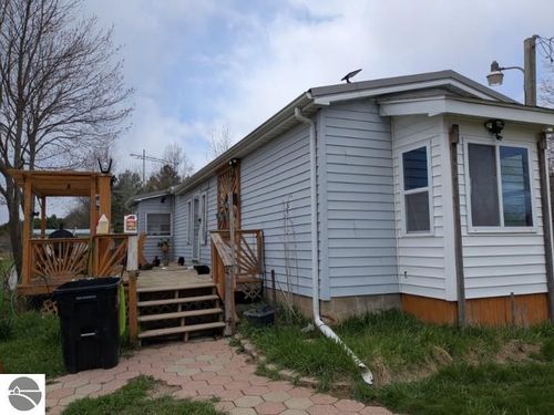 6283 Plant Rd, Whittemore, MI, 48770-9204 | Card Image