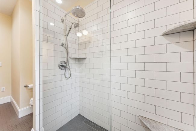 14-web-or-mls-14_Interior.jpg | Image 9