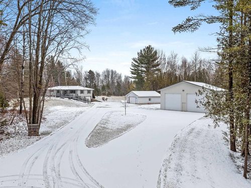 N6198 Ross Lane, PORTERFIELD, WI, 54159 | Card Image